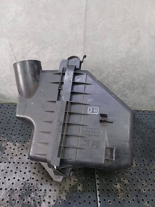 Carcasa filtru aer 2.0 b toyota rav 4 3 a3 0141400860