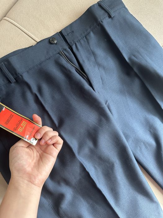 школьные брюки новые