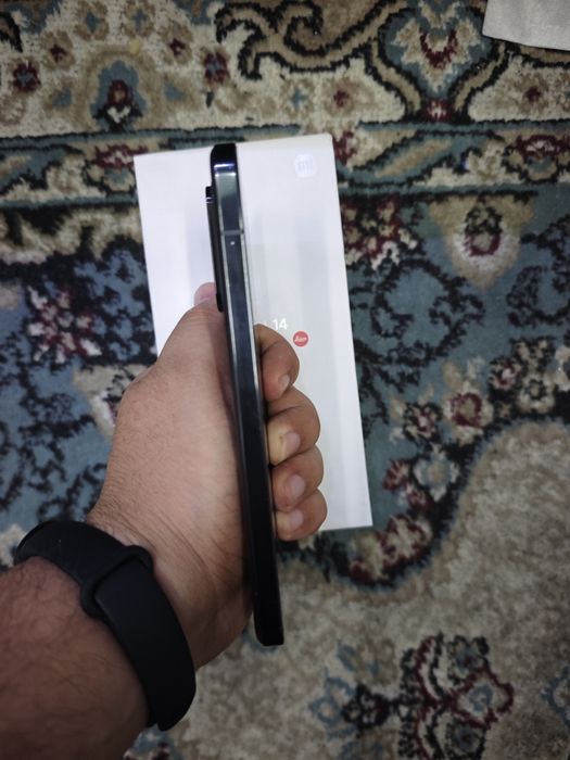 Xiaomi 14 12+256Gb arzon