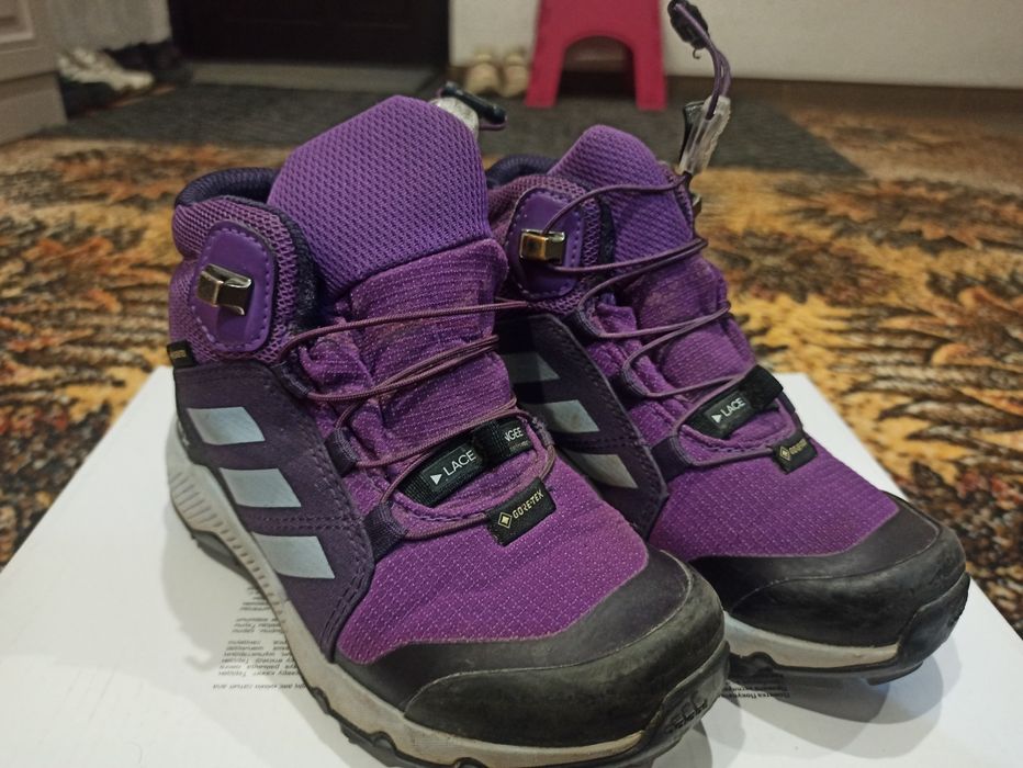 Продам детскую обувь б/у