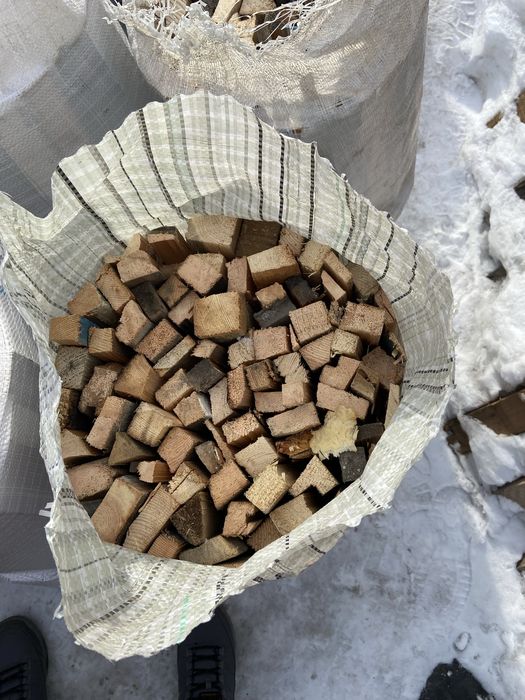 Дрова в мешках (продам)