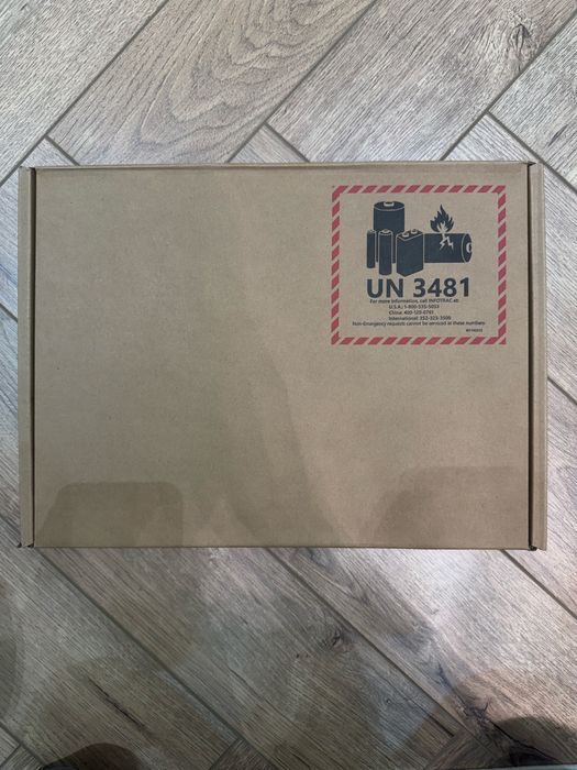 Microsoft Surface Pro 9 i7 / 16GB / 256GB / 120 Гц 2.8K экран.