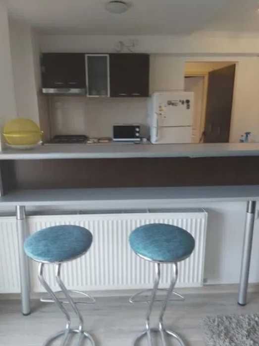 Дава се под наем Двустаен апартамент в Пловдив, Каменица 1 - 56 кв.м за 204 € - Снимка #2