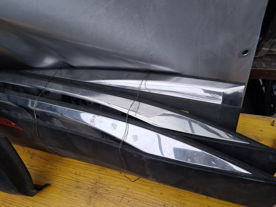 Лайсна калник врата пежо 3008 Peugeot 3008