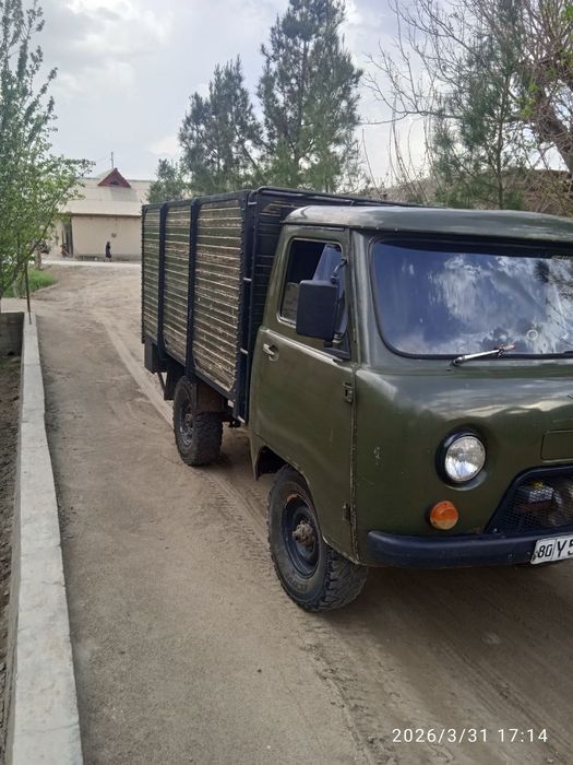 УАЗ сотилади.1990йил дизелда