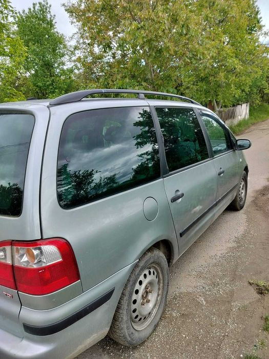 Vând/Dezmembrez Ford Galaxy 1.9 tdi, 2005, cutie automată problemă