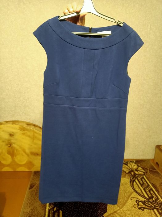 Срочно!Продам платья