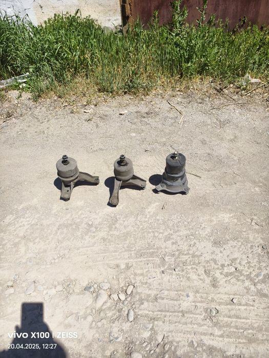 Подушки на ДВС Камри 50