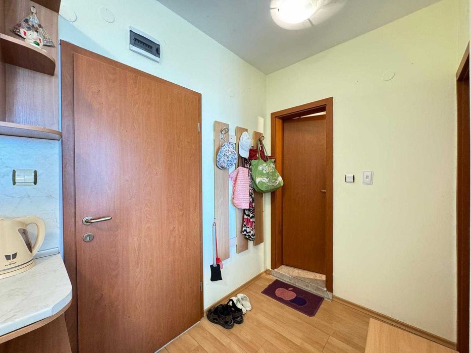 Продава се Двустаен апартамент в к.к. Слънчев бряг - 54 кв.м за 926 €/кв.м - Снимка #1