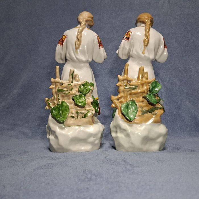 Статуэтка фарфоровая винтаж