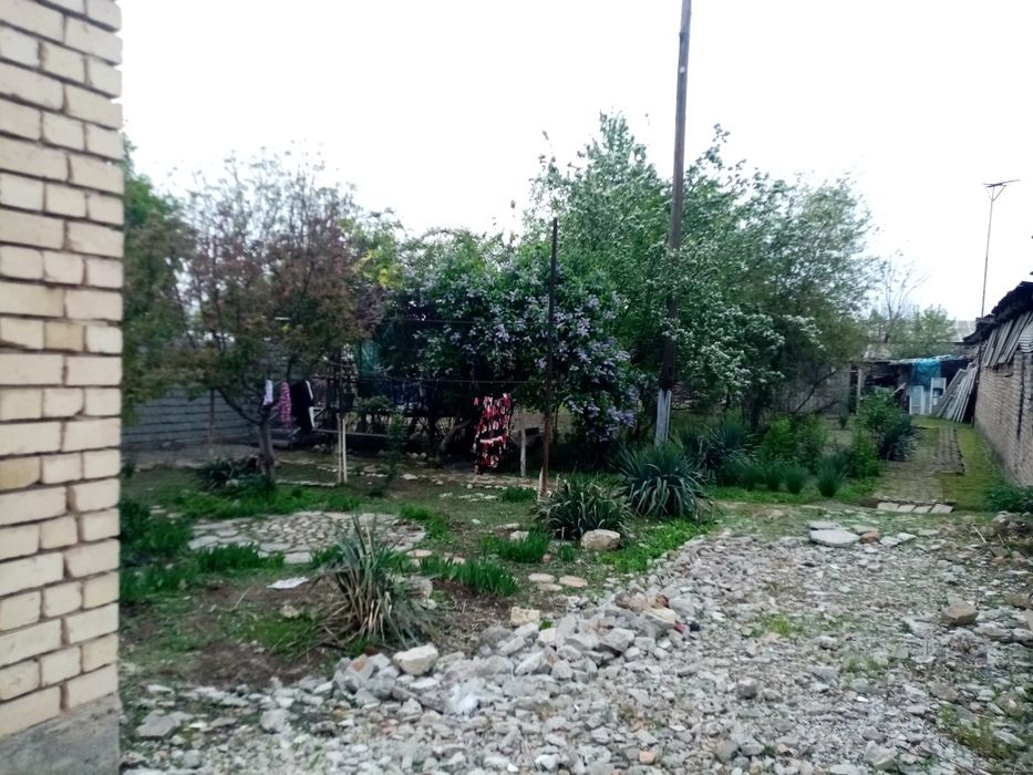 Срочно сотилади. Участка без маклер.