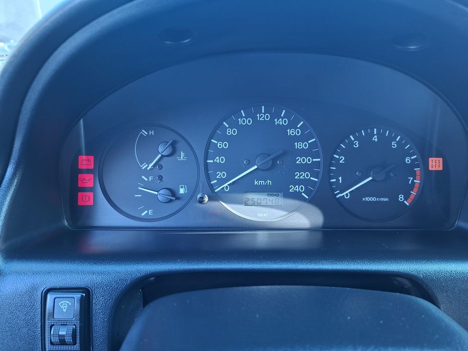 МАЗДА 626 2.0 115к.с