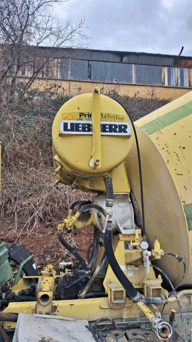 Бетон миксер LIEBHERR 6м3