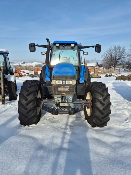 Tractor New Holland TM 135