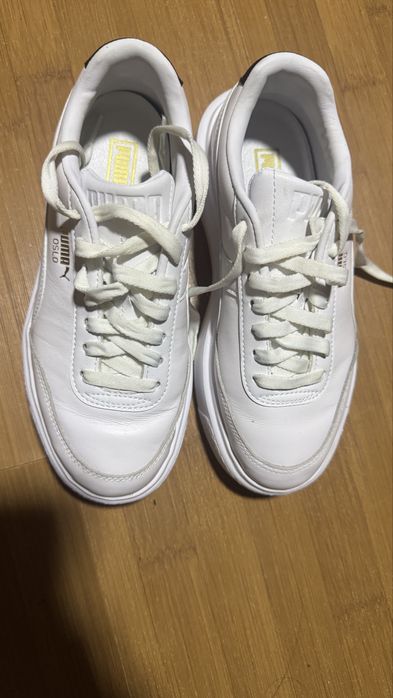 Adidași puma purtati o singură dată
