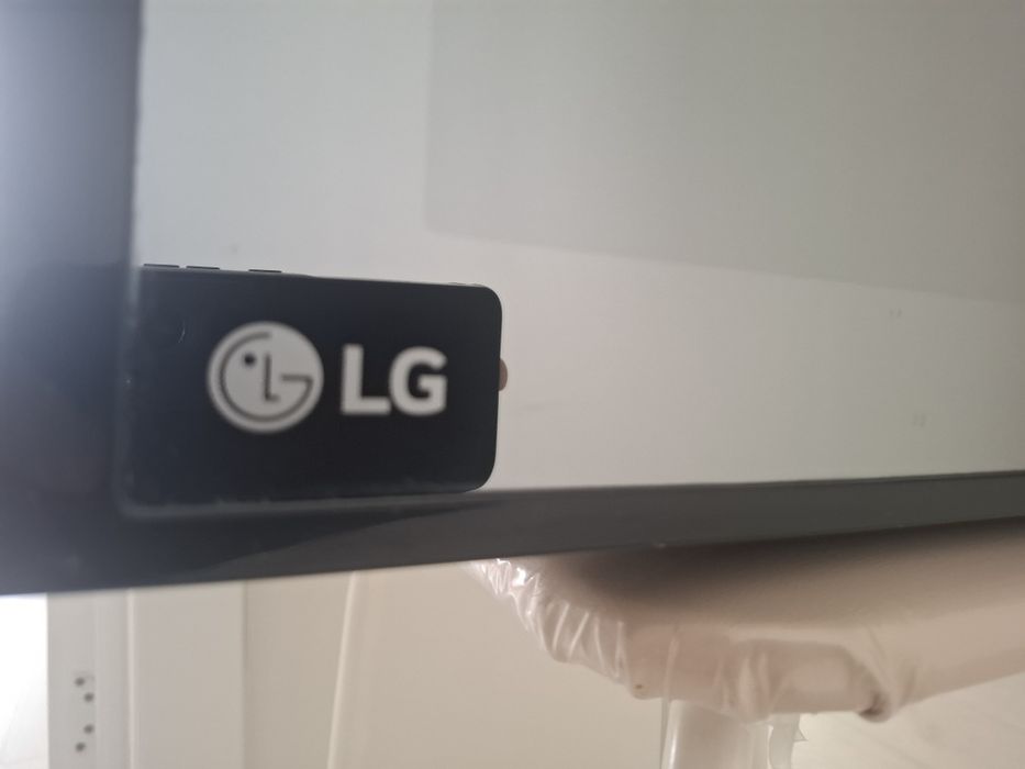 Продаётся микроволновка LG