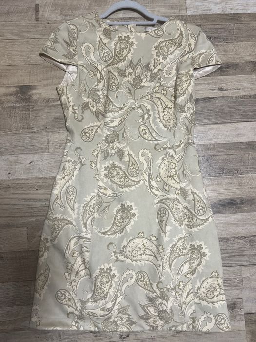 Луксозна рокля Guess
