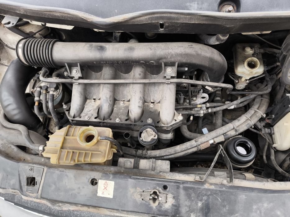 Мерцедес Вито На части