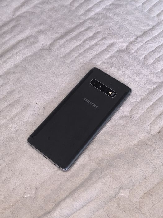 Самсунг с10+ обмен