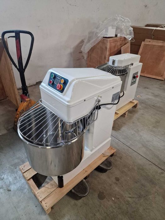 Malaxor aluat 54 litri,2 viteze ,nou,factura,transport gratuit