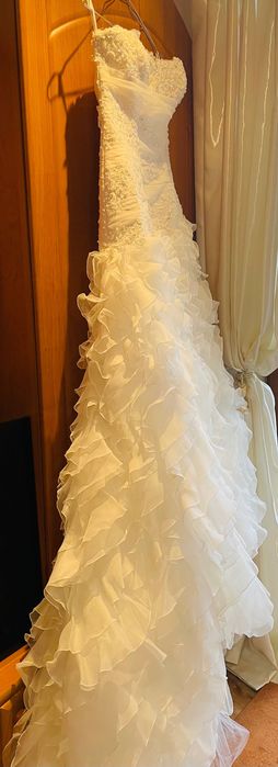 Уникална булчинска рокля