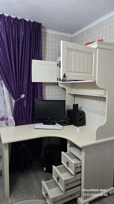 Спальный гарнитур детский.