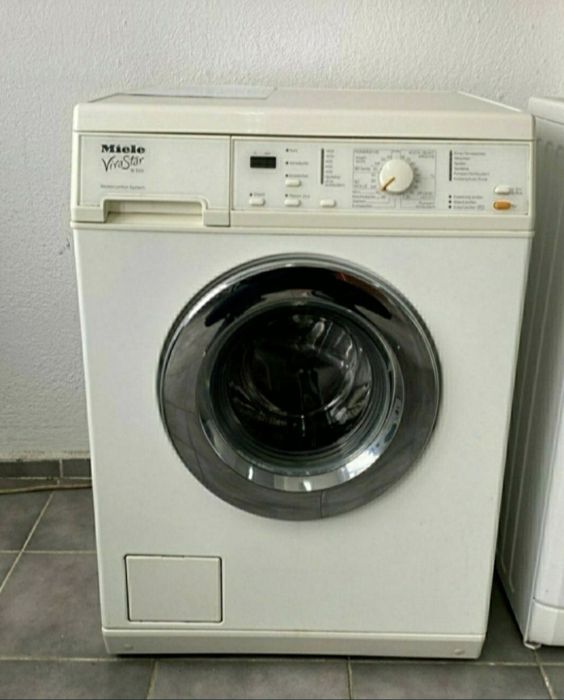 LICHIDARE DE STOC.  Masina de spalat Miele  import Germania.  Wcb 12644.