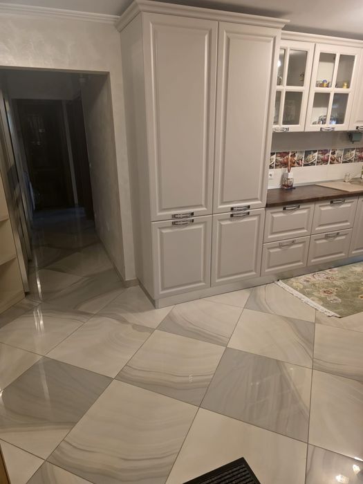 Închiriez apartament în Obcini