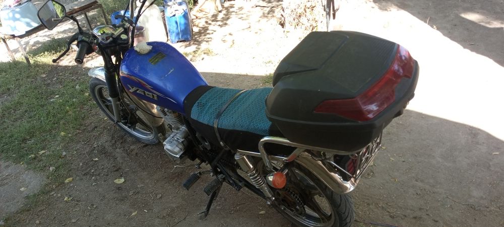 Продам мотик  на ходу