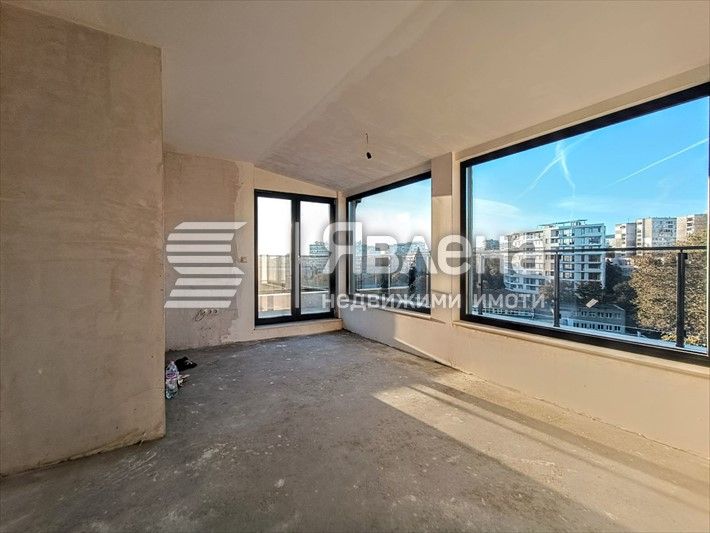 Продава се Тристаен апартамент в Варна, Чайка - 122 кв.м за 2173 €/кв.м - Снимка #7