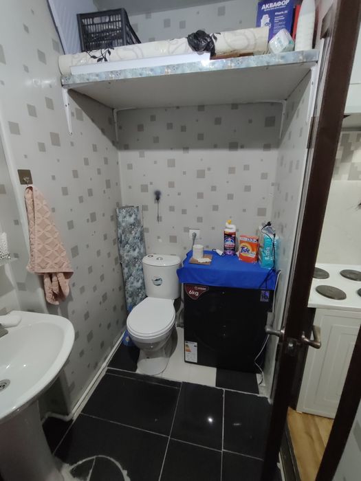 Срочно продаётся квартира Бектемирский р-н Водник  2/1/4 Корзинка