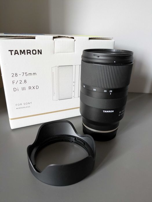 Обектив Tamron 28-75mm f/2.8 DI III RXD - Sony E (FE)