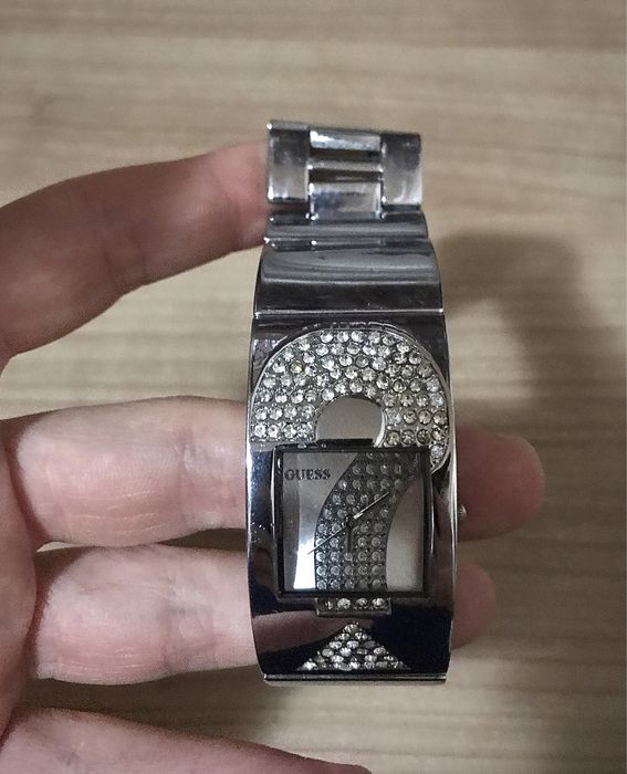 Ceas GUESS dama, cu cristale