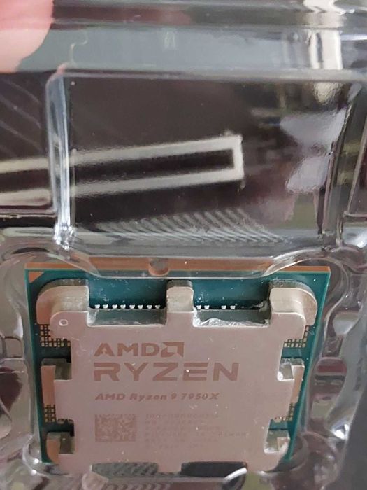 AMD Ryzen 9 7950X, 16-ядрен, АМ5