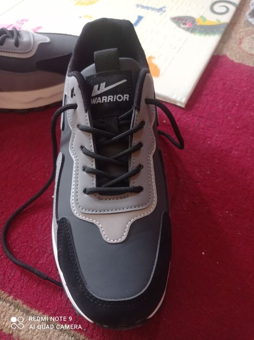 Новые мужские кроссовки