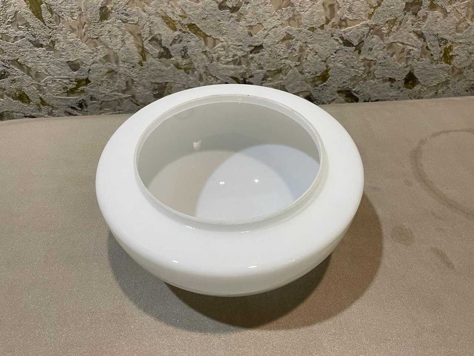 Продается люстра, каркас для люстры и отдельно плафоны