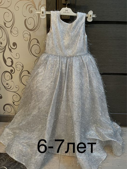 Нарядное платье