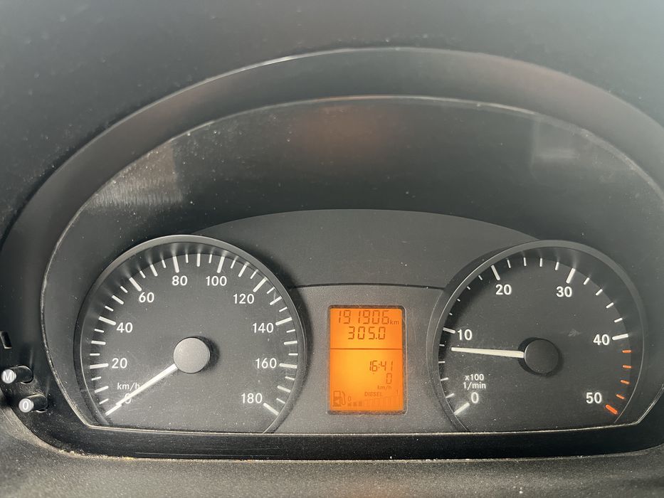 Vand Mercedes Sprinter 210 CDI