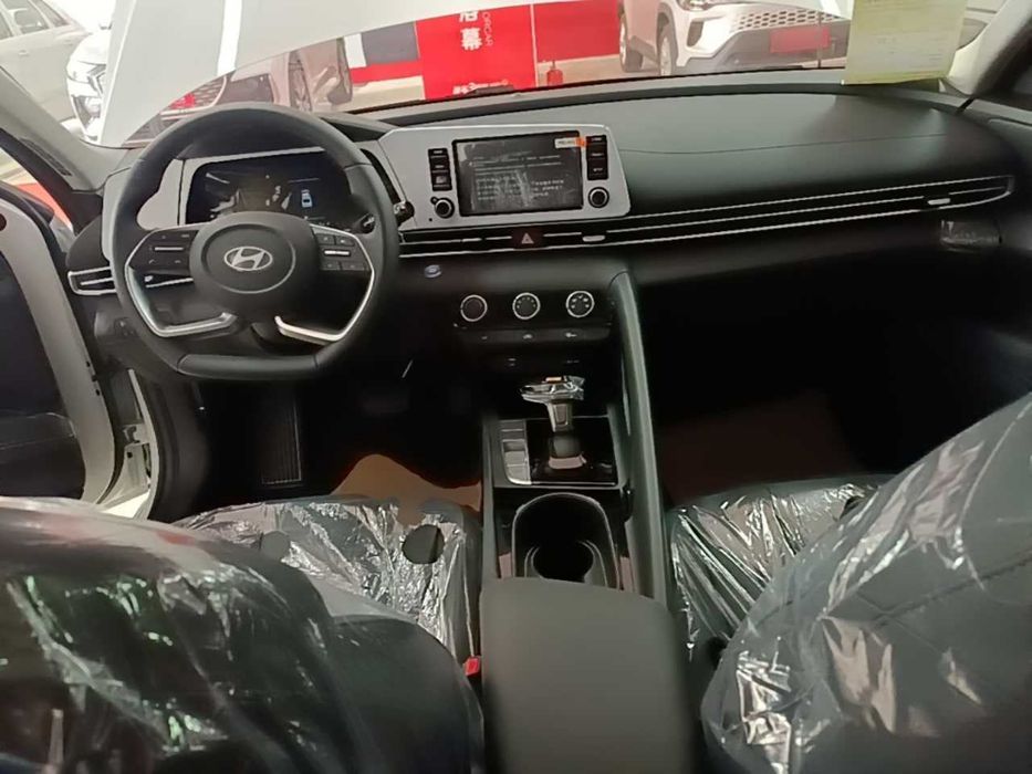 Hyundai Elantra 1.5L CVT GLX Elite Edition
