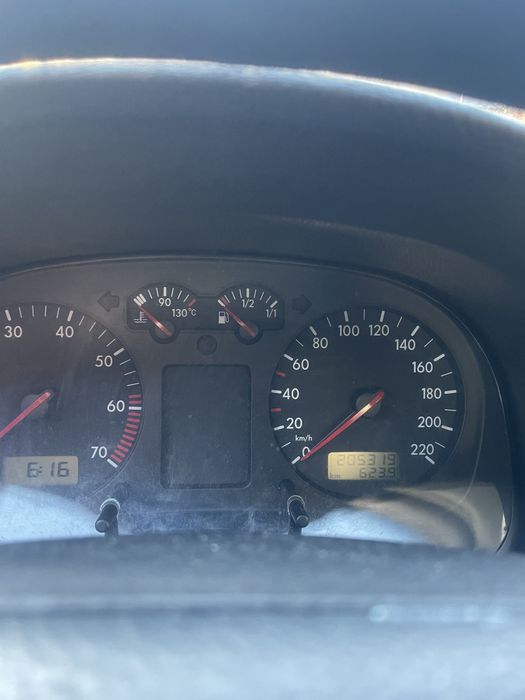 Vand Golf 4,motor 1.4 benzina