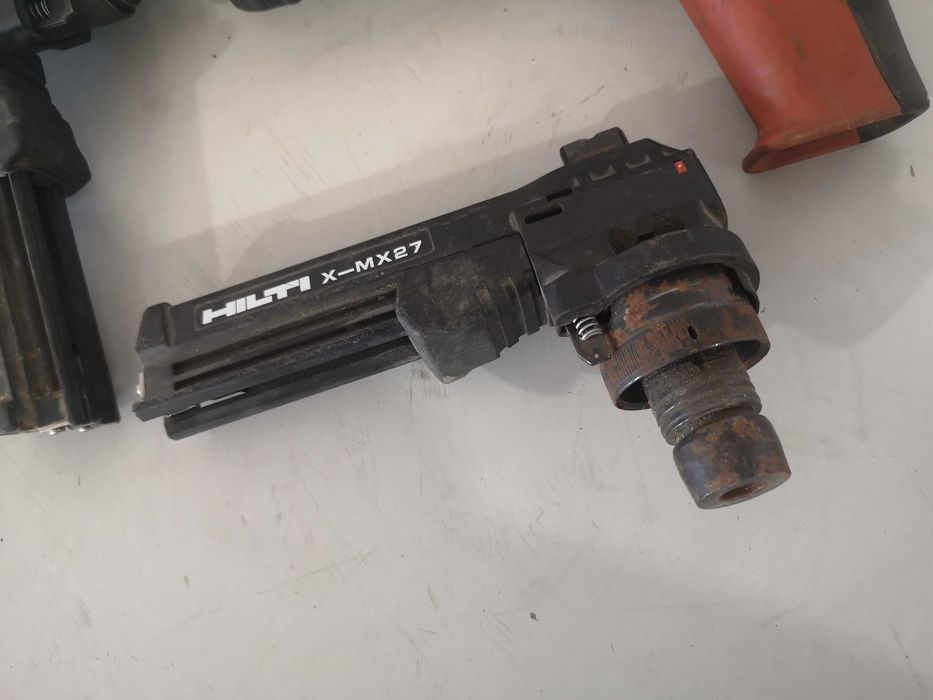 Пистолет за пирони -  Hilti DX351