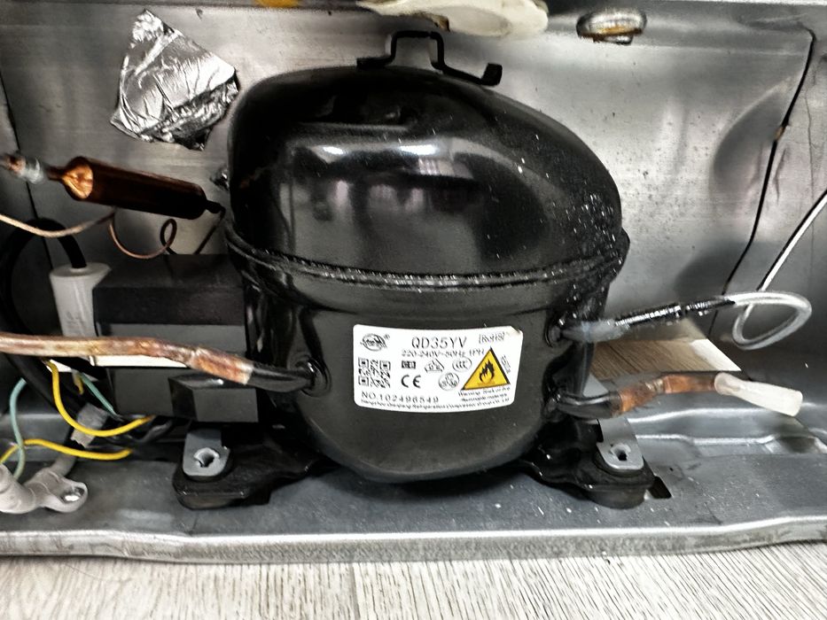 Холодильник мальенький