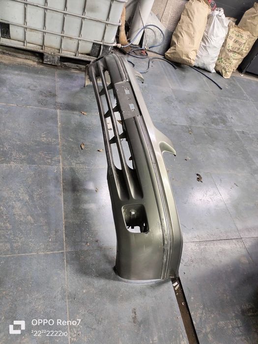 Бу оригинал Бампер камри 20