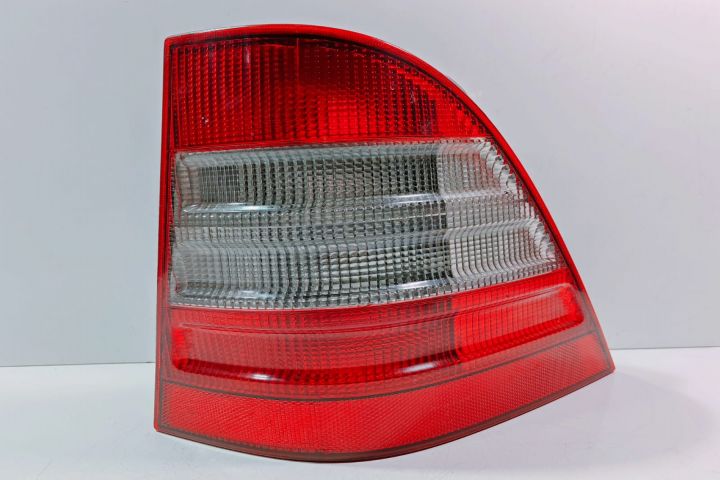 Stop tripla dreapta fara soclu A1638200264 Mercedes-Benz ML W163 (fac