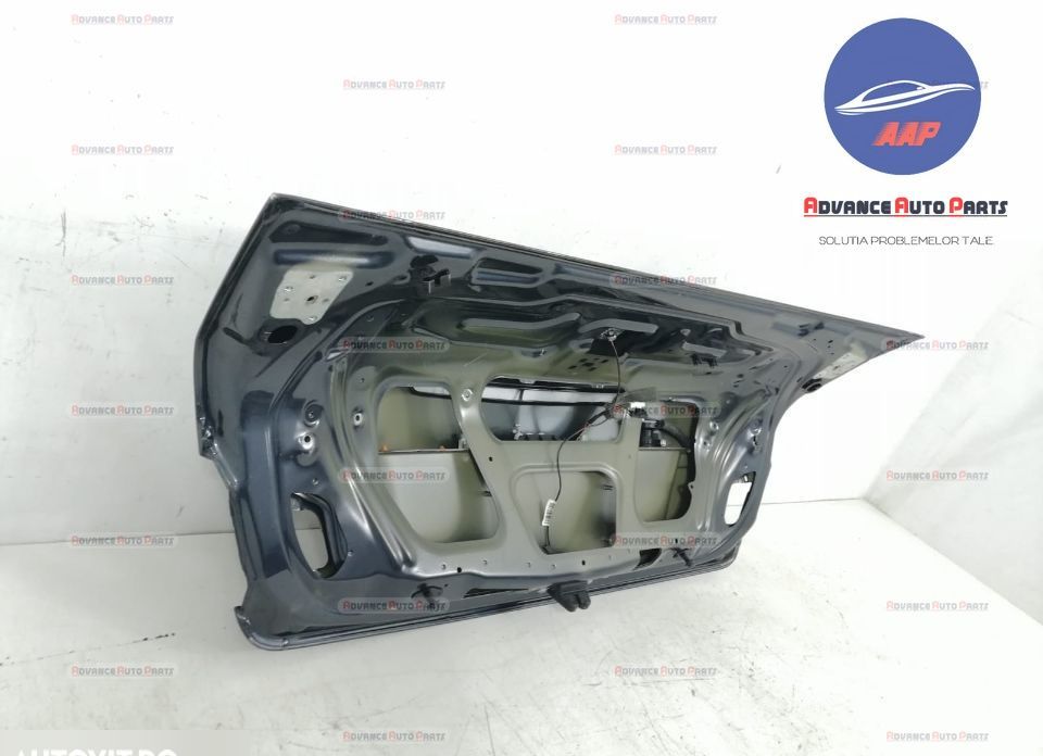 Оригинален заден капак Mercedes-Benz E-Class / Мерцедес-Бенц Е-Клас W2