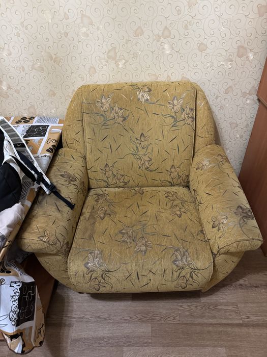 Продам диван с креслом Торг