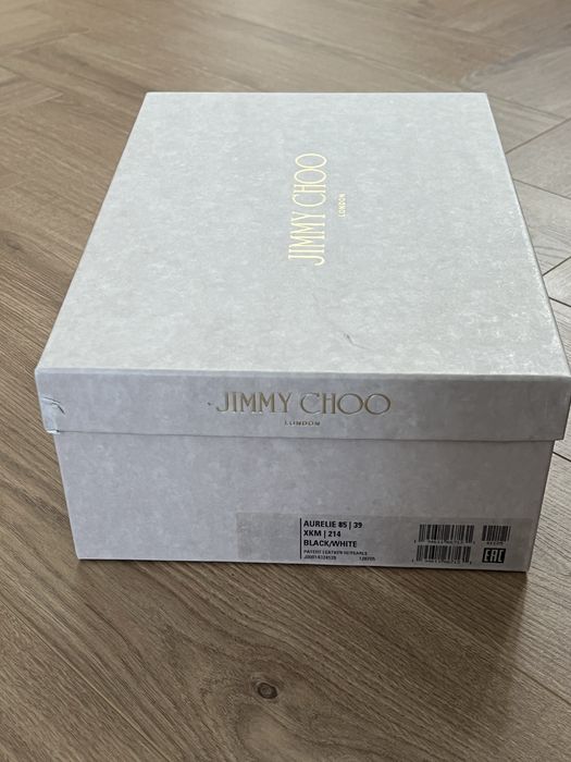 Pantofi Jimmy Choo!