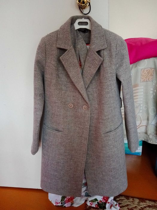 Продам пальто б/у осеннее женское