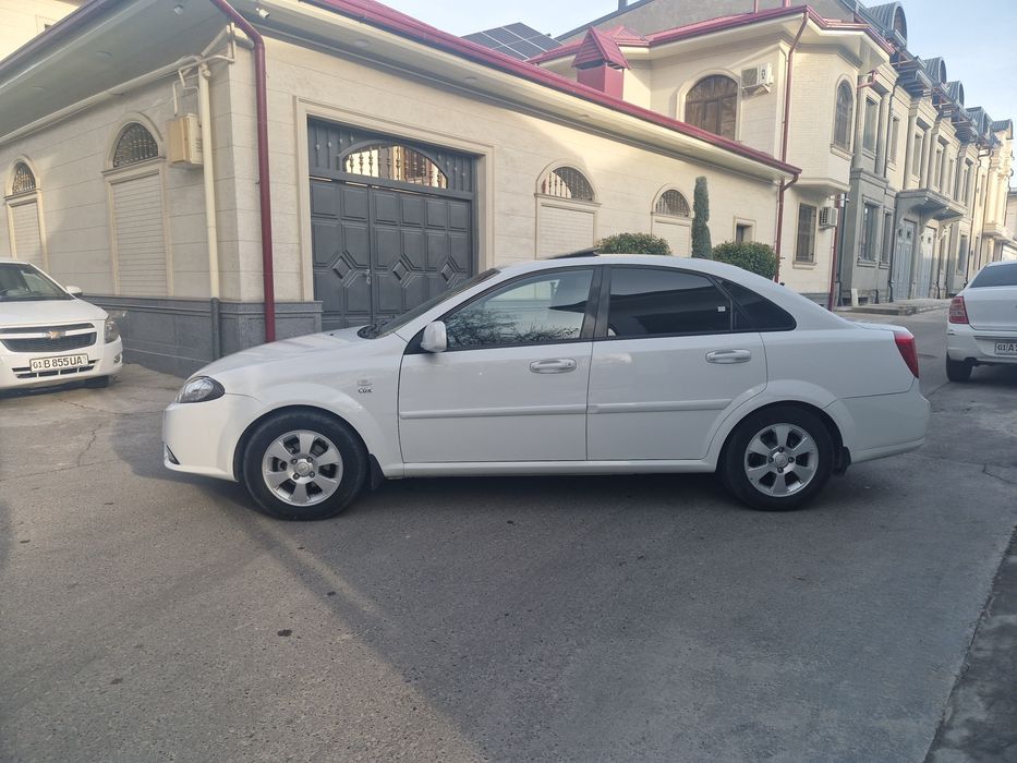 Gentra 2021 3 pazitsa ful kraska toza metan