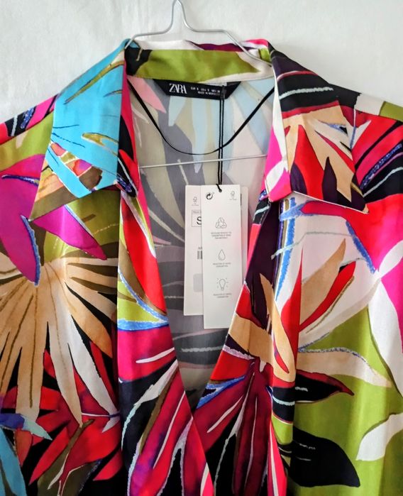 Дамска сатенена блуза